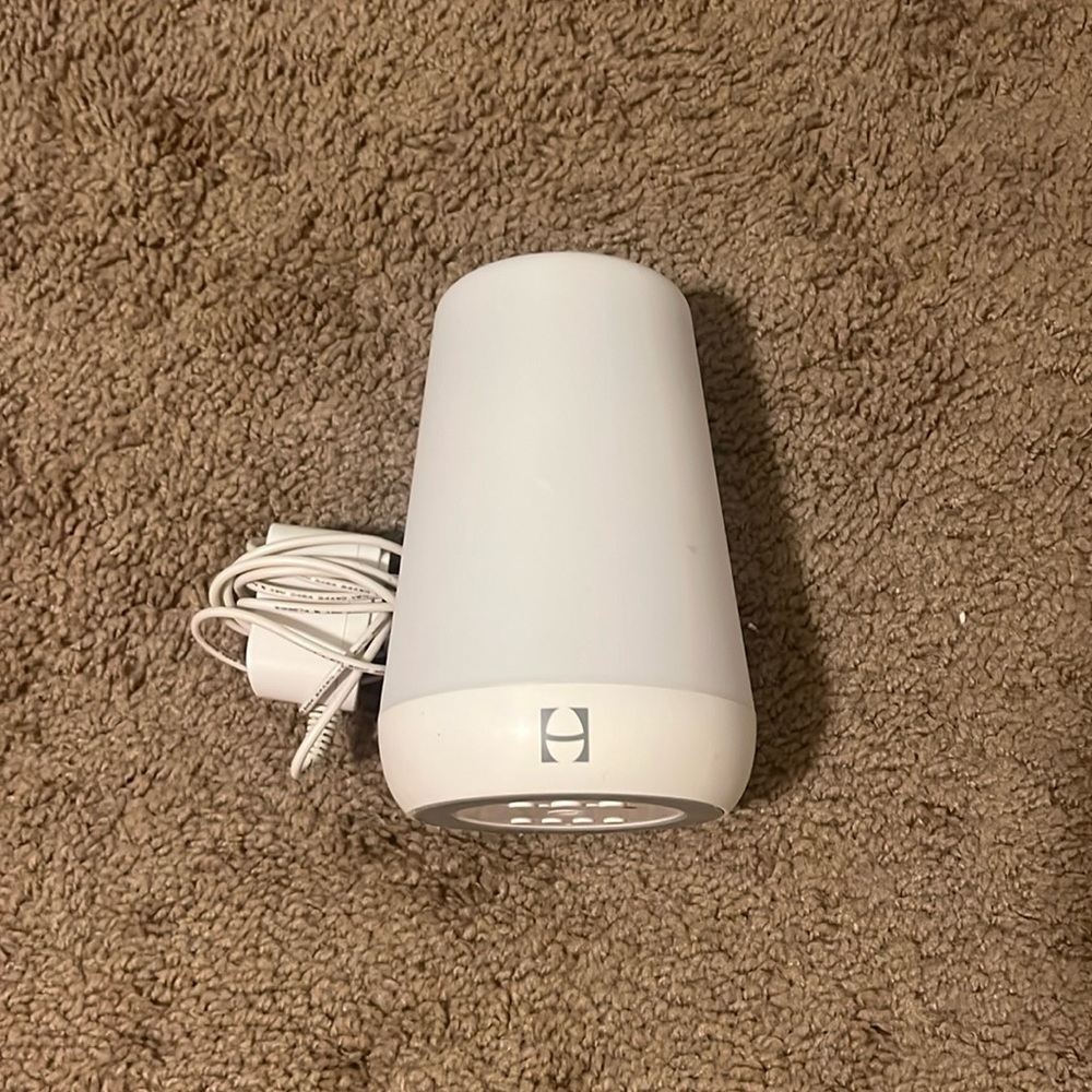 Hatch sound machine